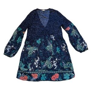 Billabong Long Sleeve Knee-length Dress. EUC. Sz: Large.